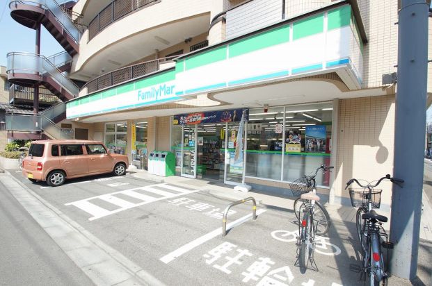 ファミリーマート「幸区役所前店」の画像