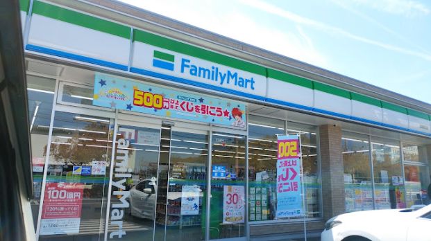 ファミリーマート 倉敷新田店の画像