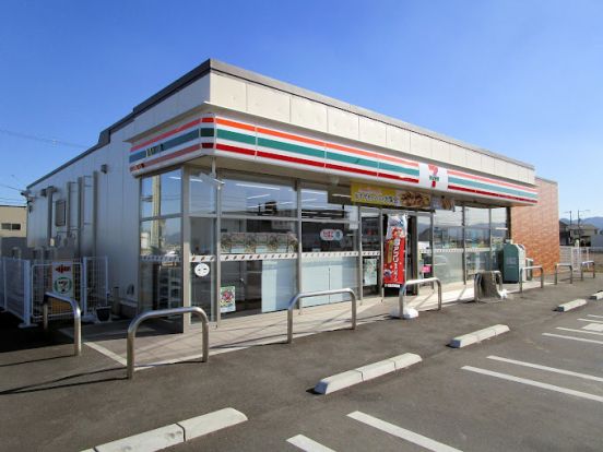 セブンイレブン 岡山曽根店の画像