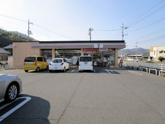 セブンイレブン 岡山植松店の画像