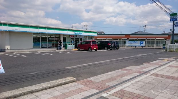 ファミリーマート くらしき駅北店の画像