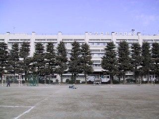 昭島市立清泉中学校の画像