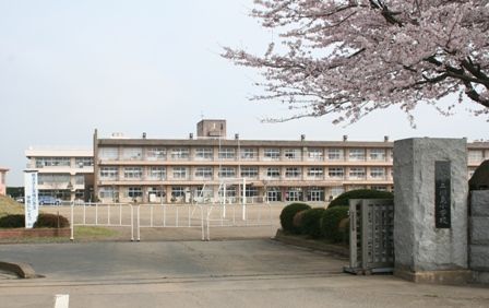 川島小学校の画像