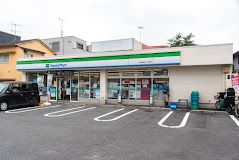 ファミリーマート 石神井町二丁目店の画像