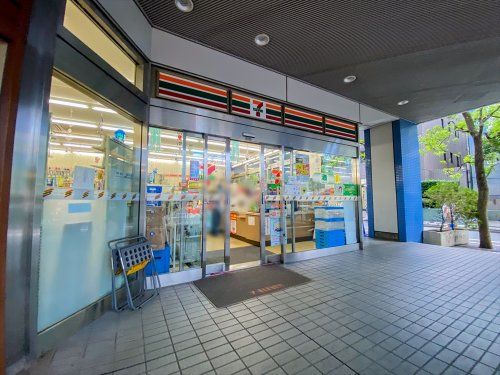 セブンイレブン 新高円寺駅前店の画像