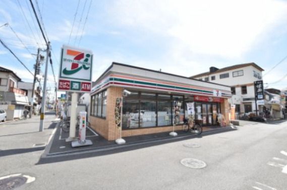 セブンイレブン 高石東羽衣3丁目店の画像