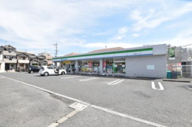 ファミリーマート 堺鳳西町二丁店の画像