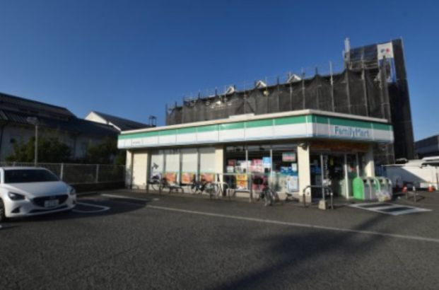 ファミリーマート 泉大津穴田店の画像