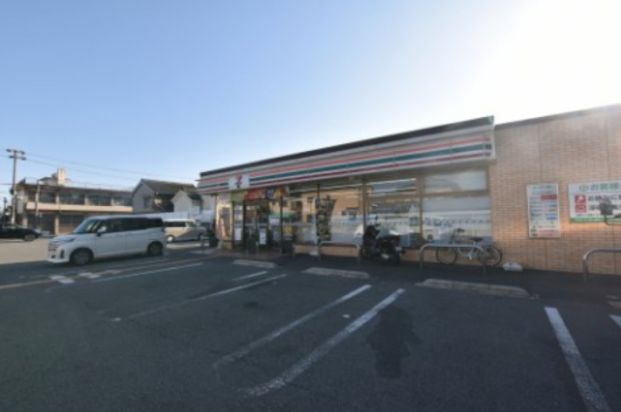 セブンイレブン 泉大津下之町店の画像