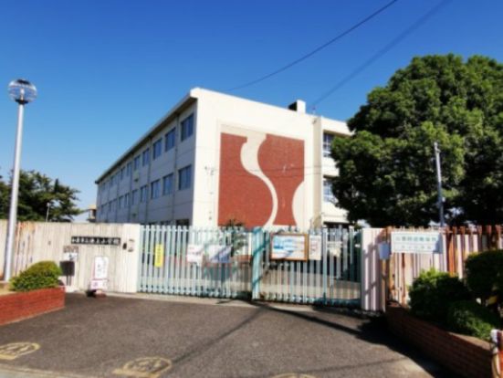 和泉市立池上小学校の画像