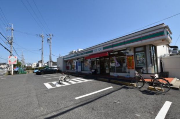 ローソンストア100 LS泉大津二田町店の画像