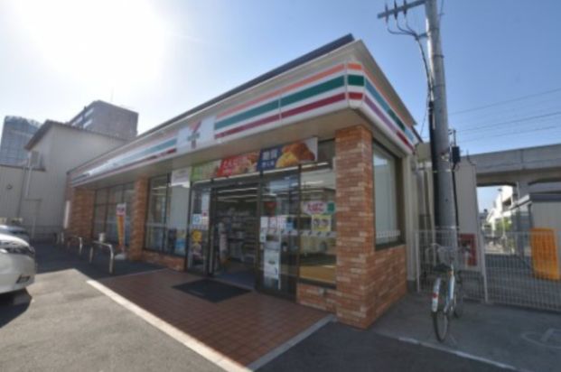 セブンイレブン 泉大津市役所前店の画像