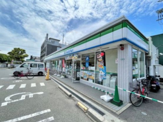 ファミリーマート 堺大泉緑地店の画像