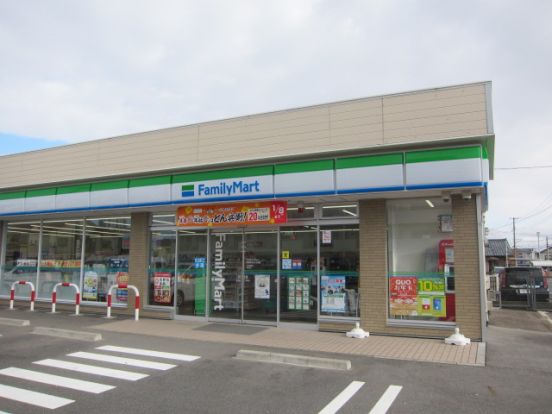 ファミリーマート 新潟あぶみ三丁目店の画像