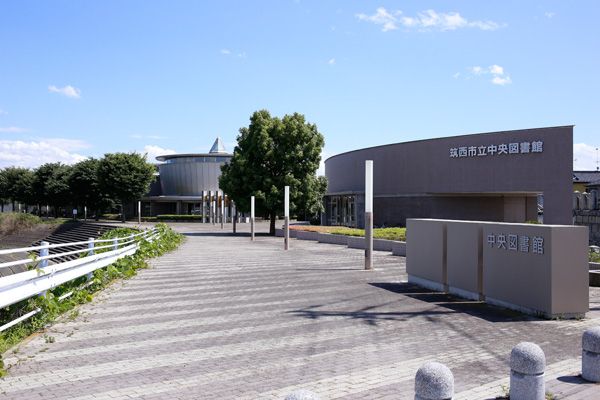 筑西市立中央図書館の画像