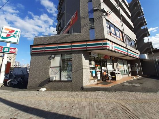 セブンイレブン昭和町店の画像