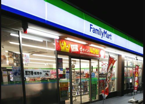 ファミリーマート堀川綾小路店の画像