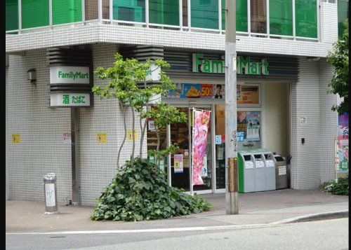 ファミリーマート五条新町店の画像