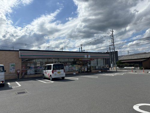 セブン-イレブン 上里七本木南店の画像