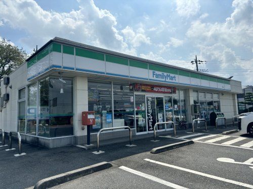 ファミリーマート 児玉店の画像