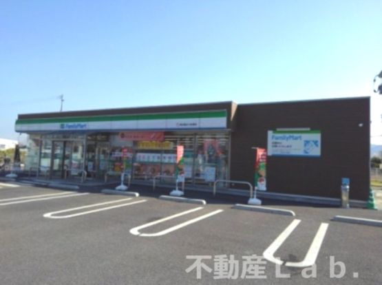 ファミリーマート 熊本富合店の画像