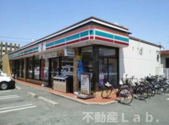 セブンイレブン 熊本上近見店の画像