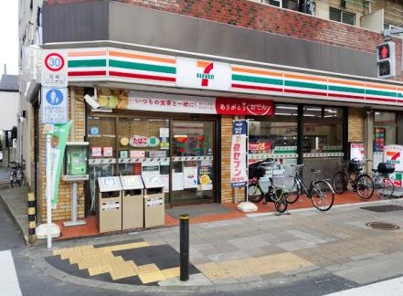 セブンイレブン 東尾久店の画像