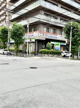 ファミリーマート吹田広芝町店の画像