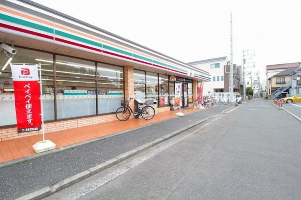 セブンイレブン 横浜新吉田東1丁目店の画像