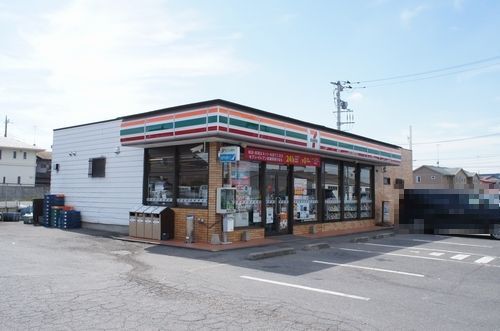 セブンイレブン 小山横倉新田店の画像