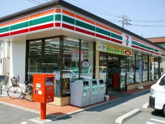 セブンイレブン 岡山百間川橋店の画像