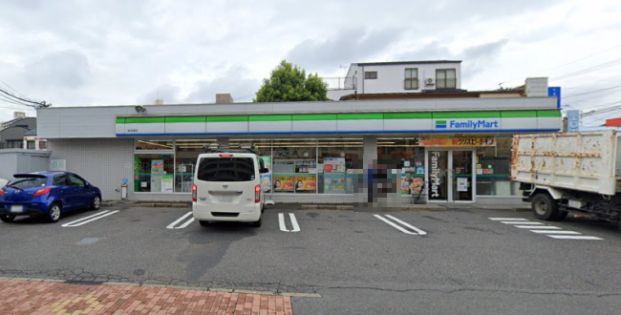 ファミリーマート 泉楽通店の画像