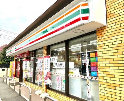 セブンイレブン 埼玉大井中央店の画像