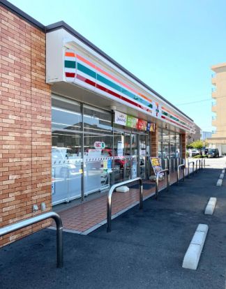 セブンイレブン 岡山下伊福西町店の画像