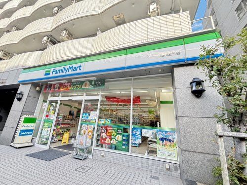 ファミリーマート淀川宮原店の画像