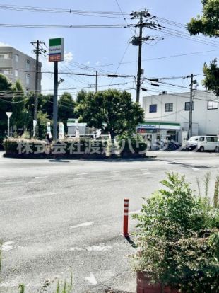 ファミリーマート南吹田五丁目店の画像