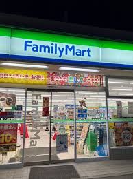 ファミリーマート 石神井台六丁目店の画像