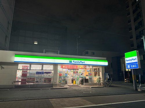 ファミリーマート板橋三丁目店の画像