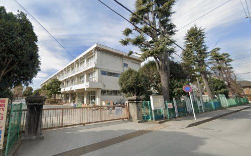 座間市立座間小学校の画像