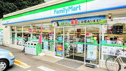 ファミリーマート 清瀬中里店の画像