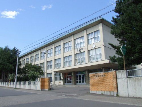 札幌市立啓明中学校の画像