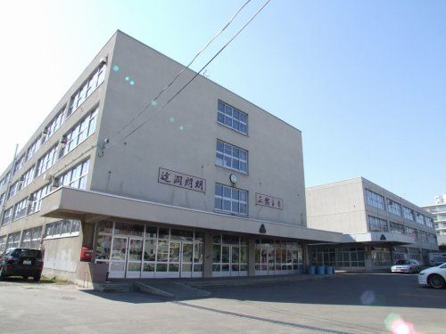 札幌市立向陵中学校の画像