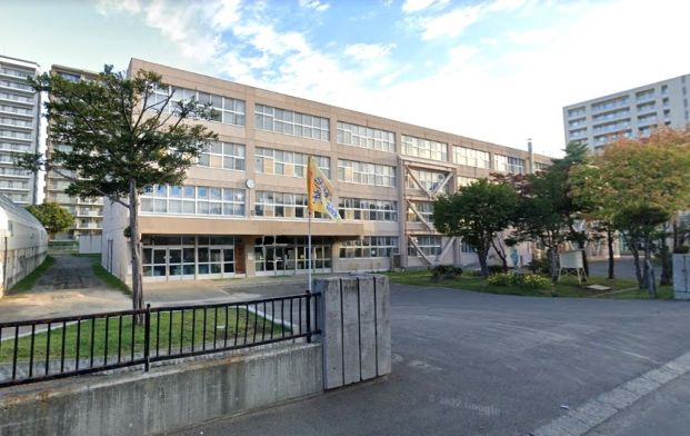 札幌市立平岸小学校の画像