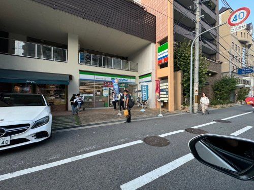 ファミリーマート 四天王寺夕陽ヶ丘店の画像