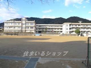 広島市立 亀山小学校の画像