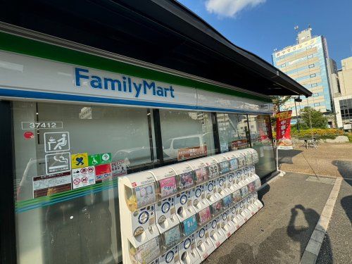 ファミリーマート 天王寺公園茶臼山店の画像