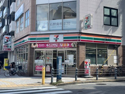 セブンイレブン 大阪生玉前町南店の画像