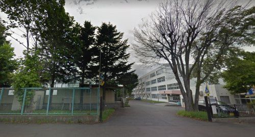 札幌市立真駒内曙中学校の画像