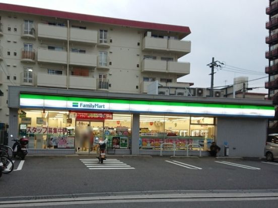 ファミリーマート 広島東雲店の画像