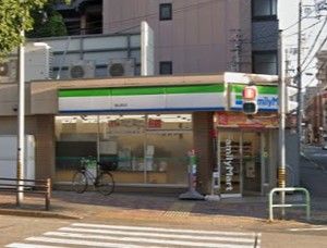 ファミリーマート 金山町店の画像